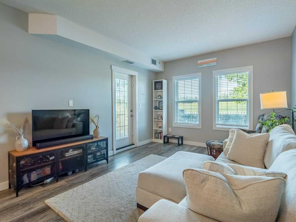 1513, 11811 Lake Fraser Drive SE