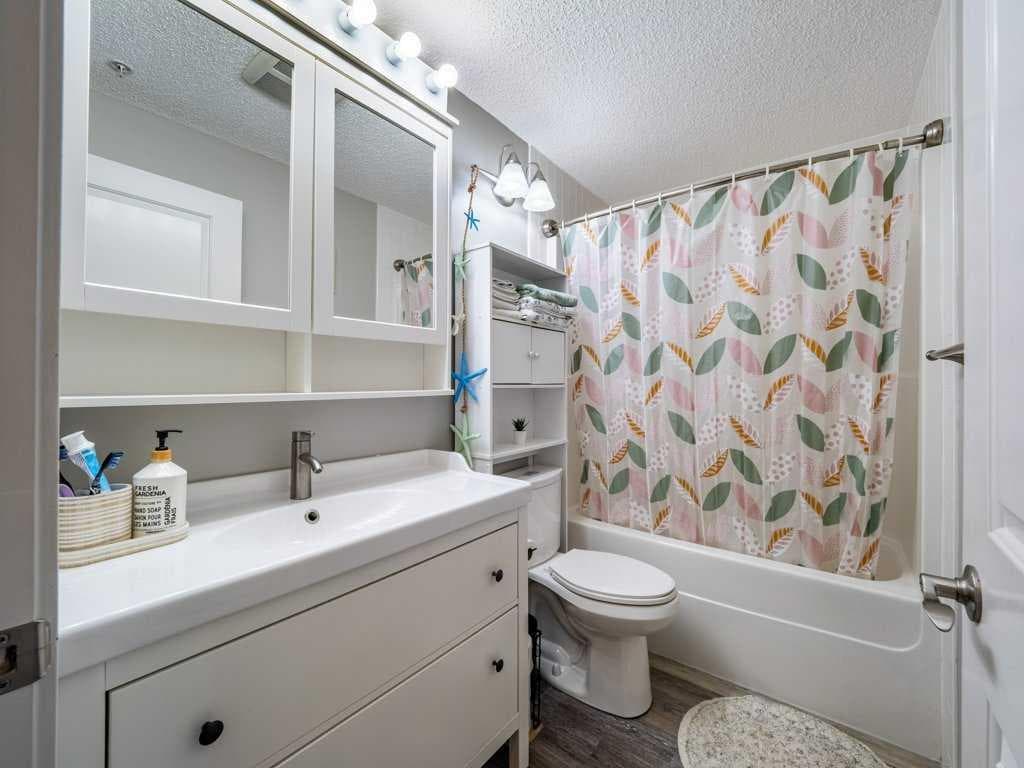 1513, 11811 Lake Fraser Drive SE
