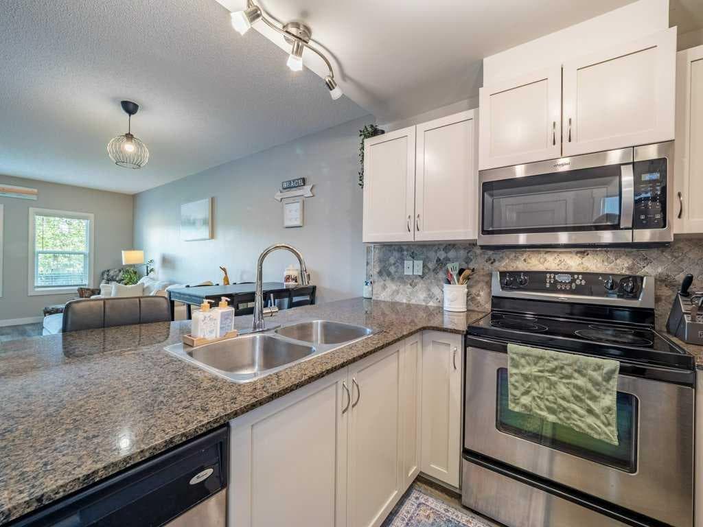 1513, 11811 Lake Fraser Drive SE