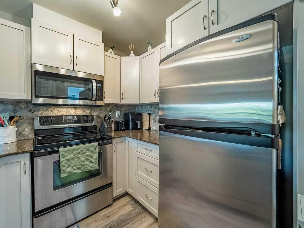 1513, 11811 Lake Fraser Drive SE