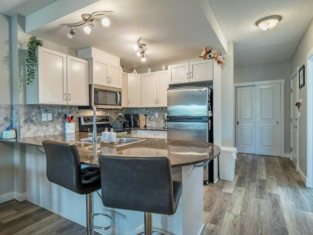 1513, 11811 Lake Fraser Drive SE