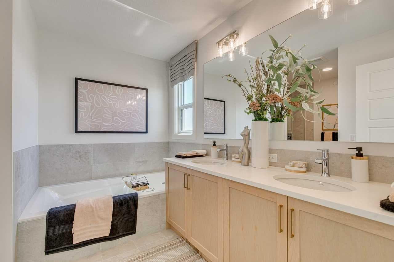 21 Hotchkiss Circle SE