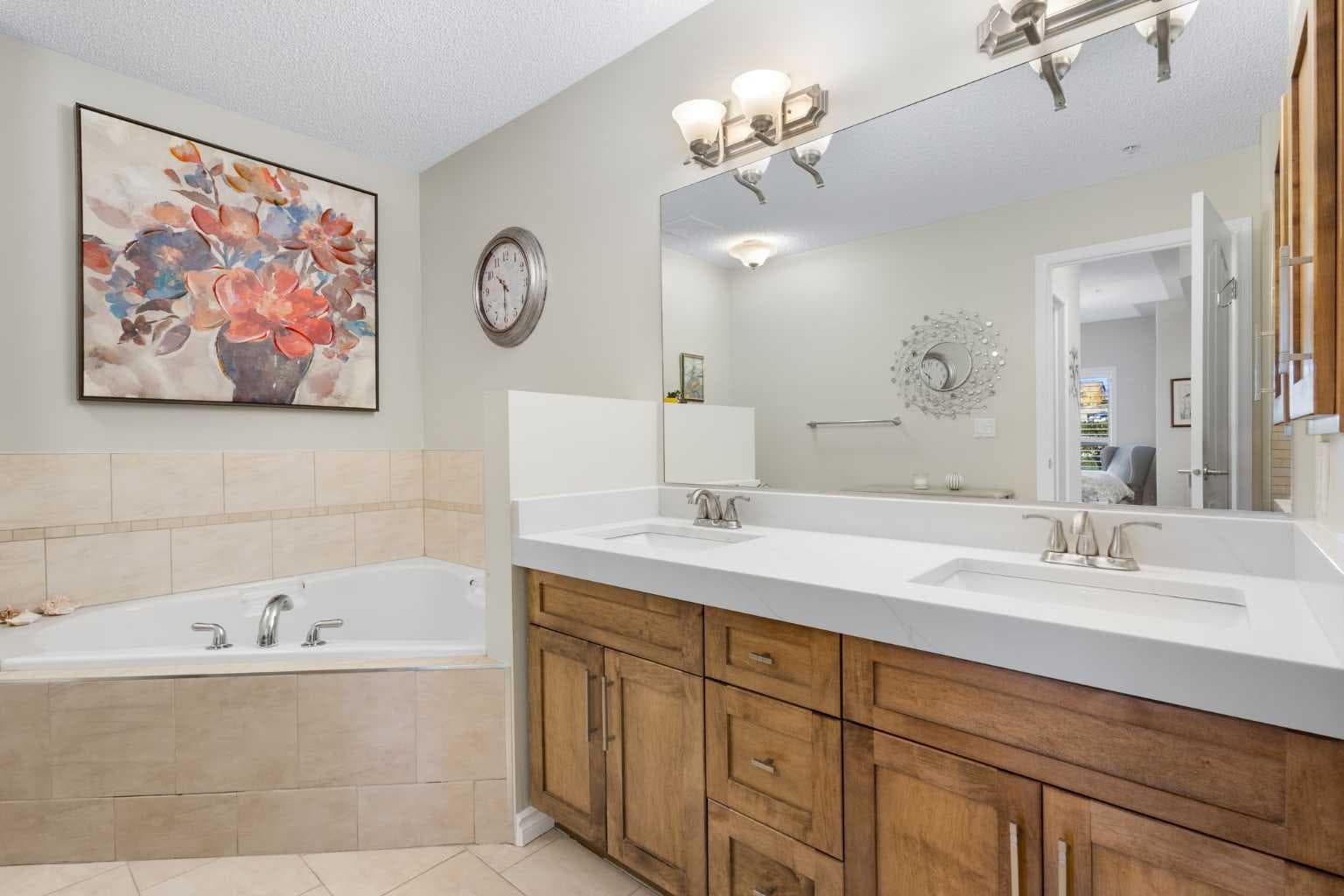 117, 60 Sierra Morena Landing SW