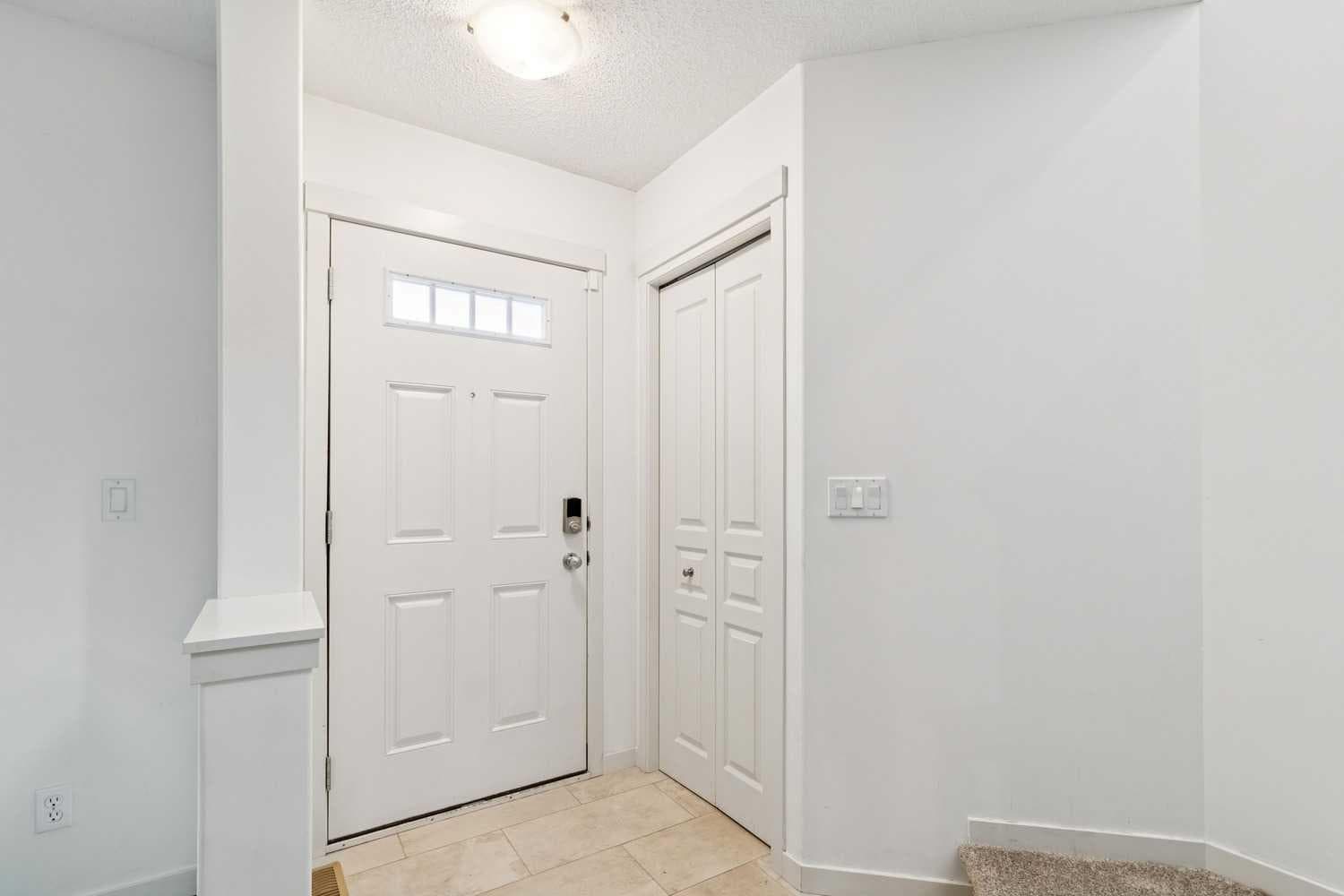 26 Silverado Plains Manor SW