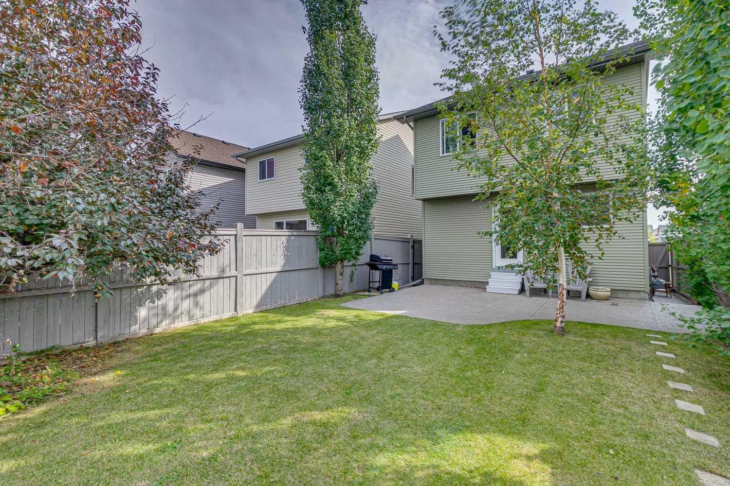 26 Silverado Plains Manor SW