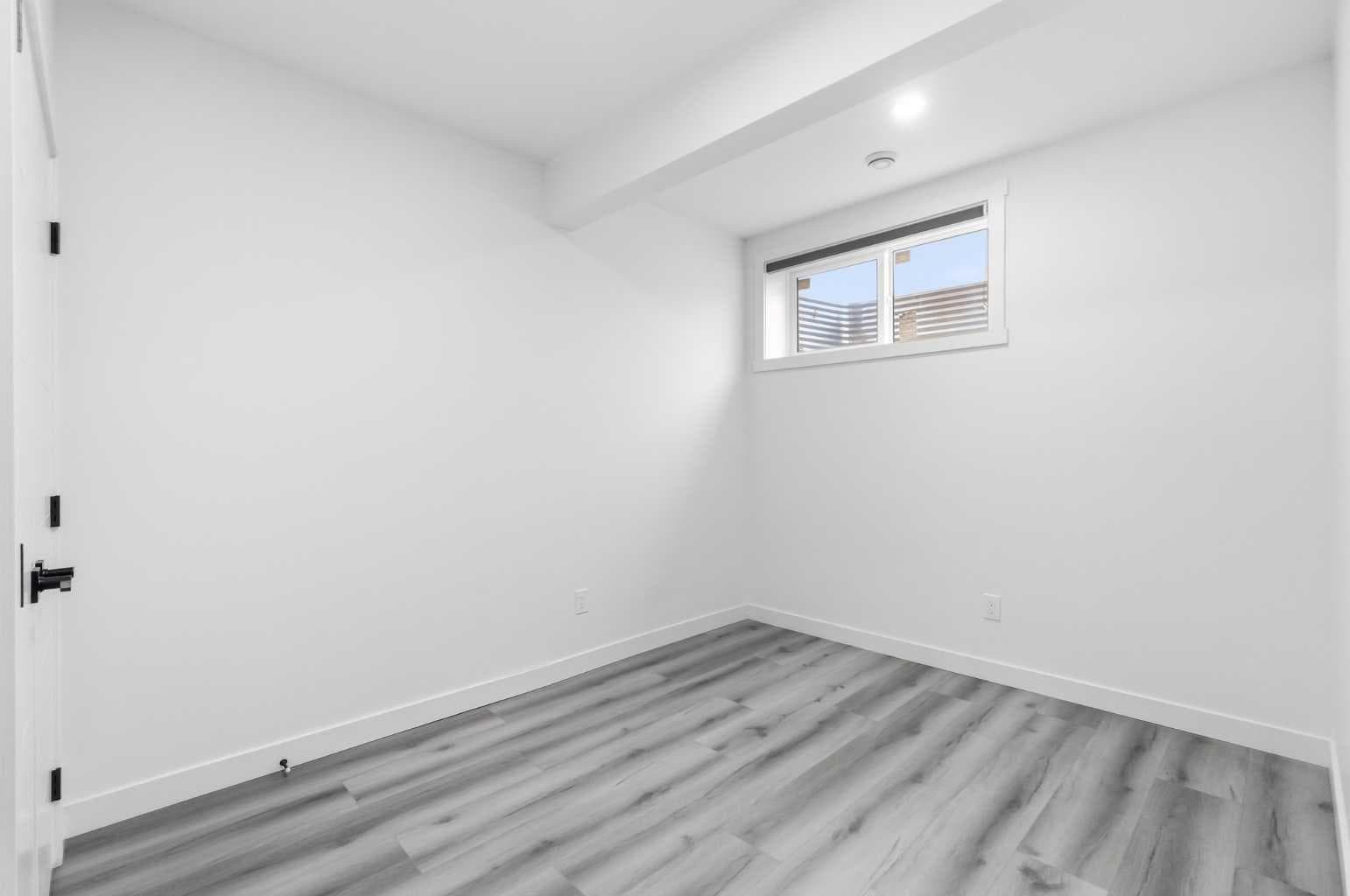 505, CORNER MEADOWS WAY  