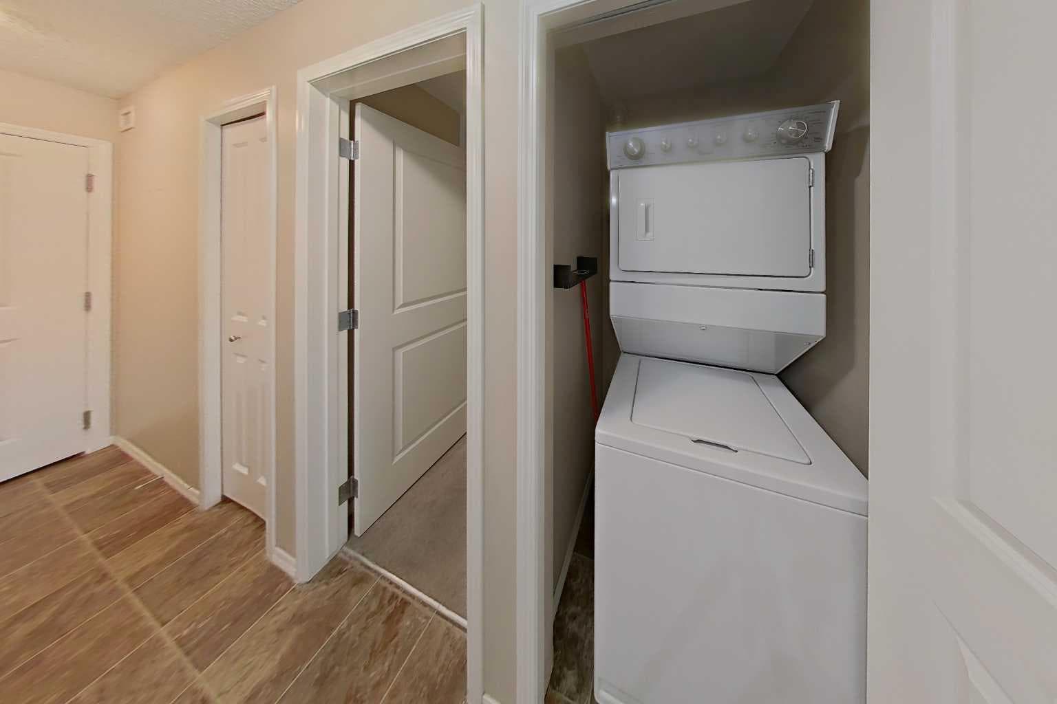 1108, 625 Glenbow Drive 