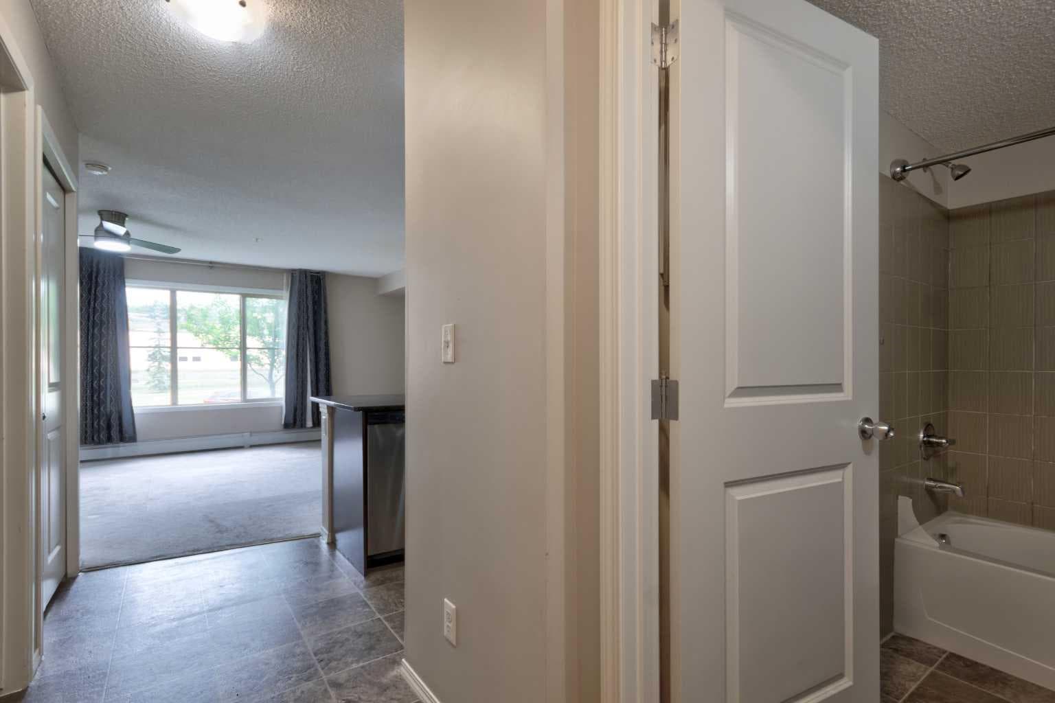 1108, 625 Glenbow Drive 