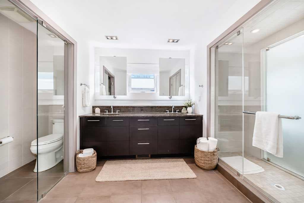 701 Aspen Meadows Hill SW