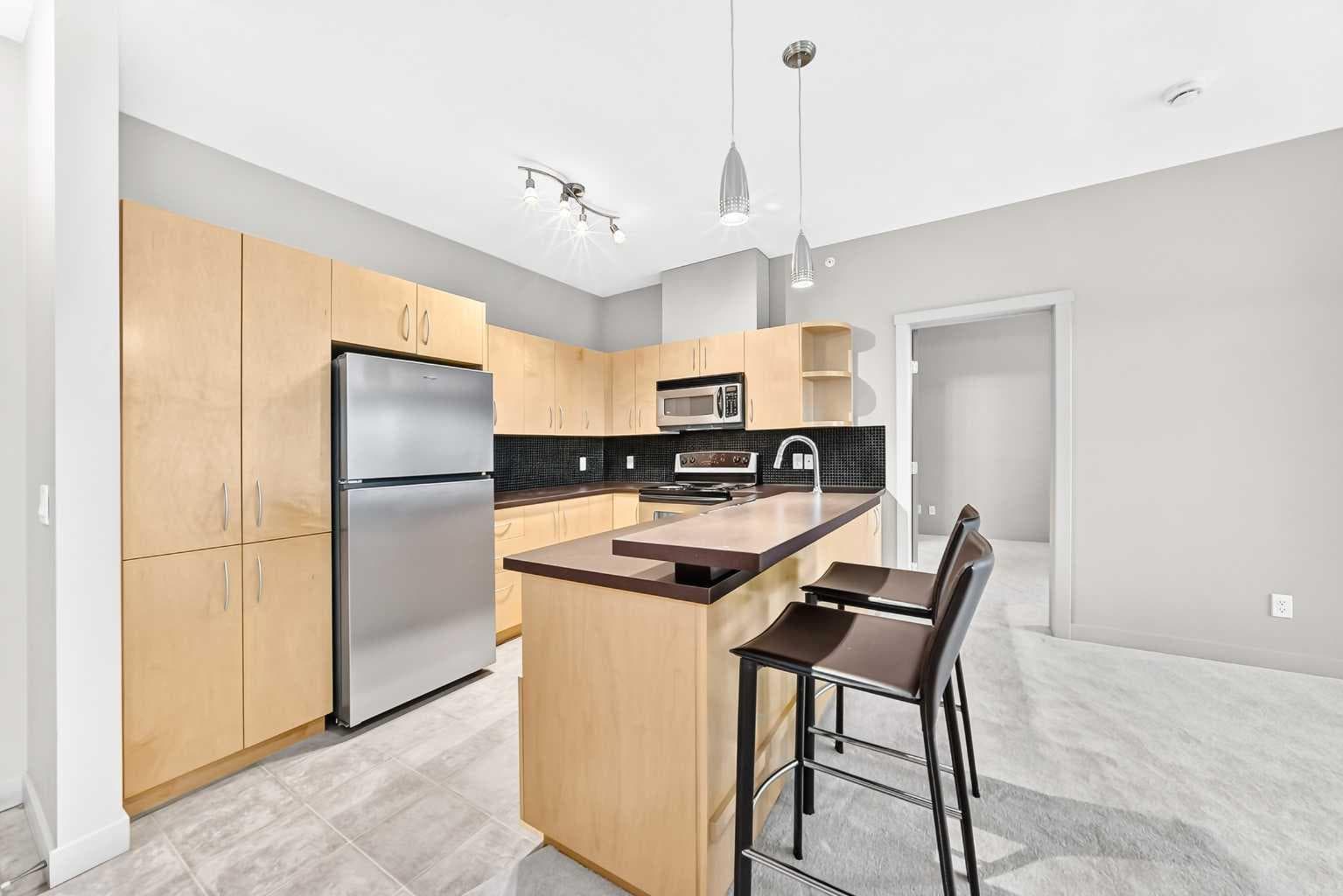 306, 69 Springborough Court SW