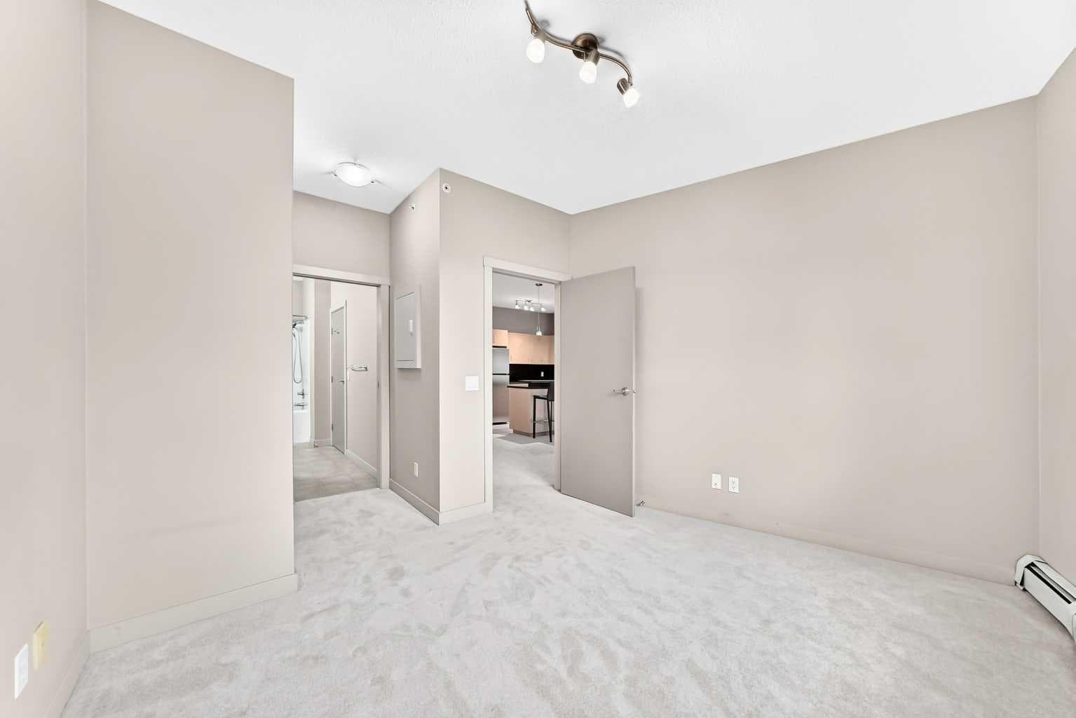 306, 69 Springborough Court SW