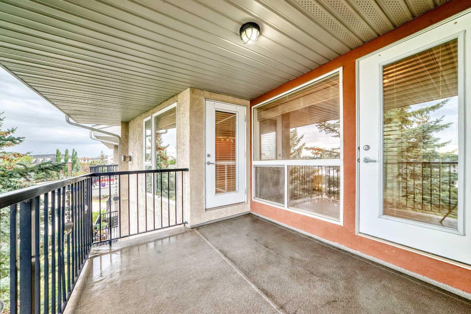 306, 69 Springborough Court SW
