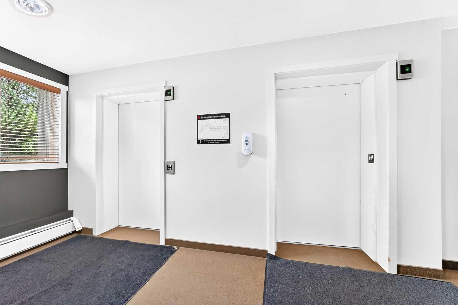 306, 69 Springborough Court SW