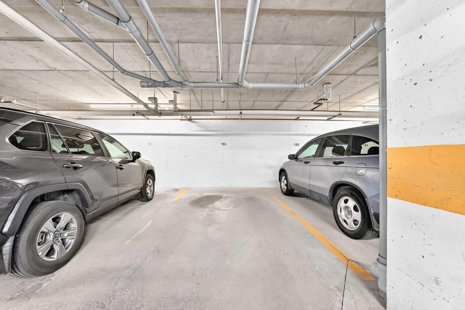 306, 69 Springborough Court SW