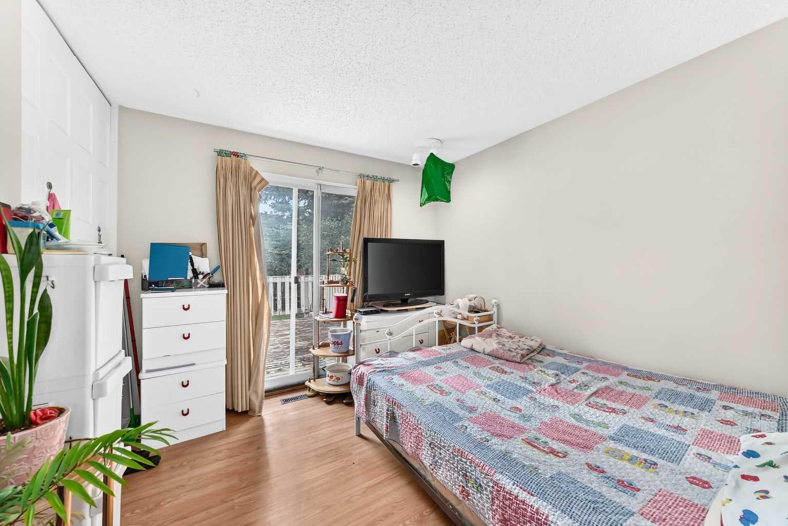 3219 Palliser Drive SW