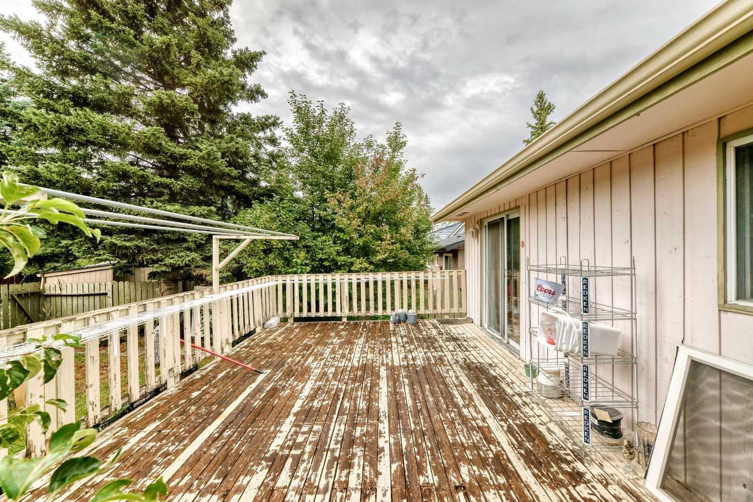 3219 Palliser Drive SW