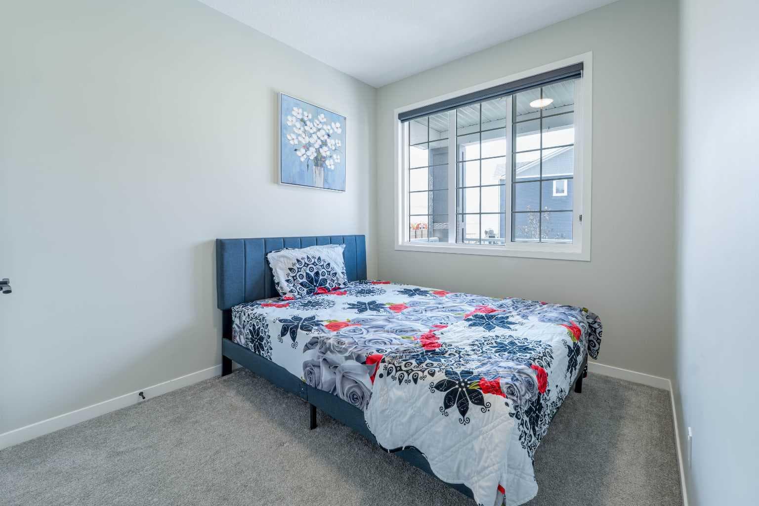321 Ellen Park 