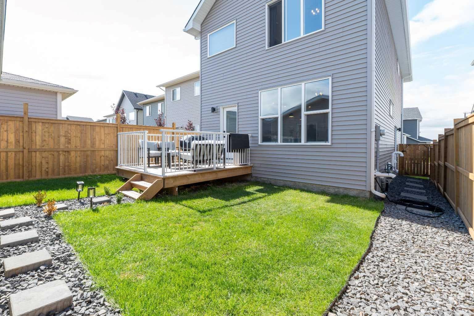 321 Ellen Park 