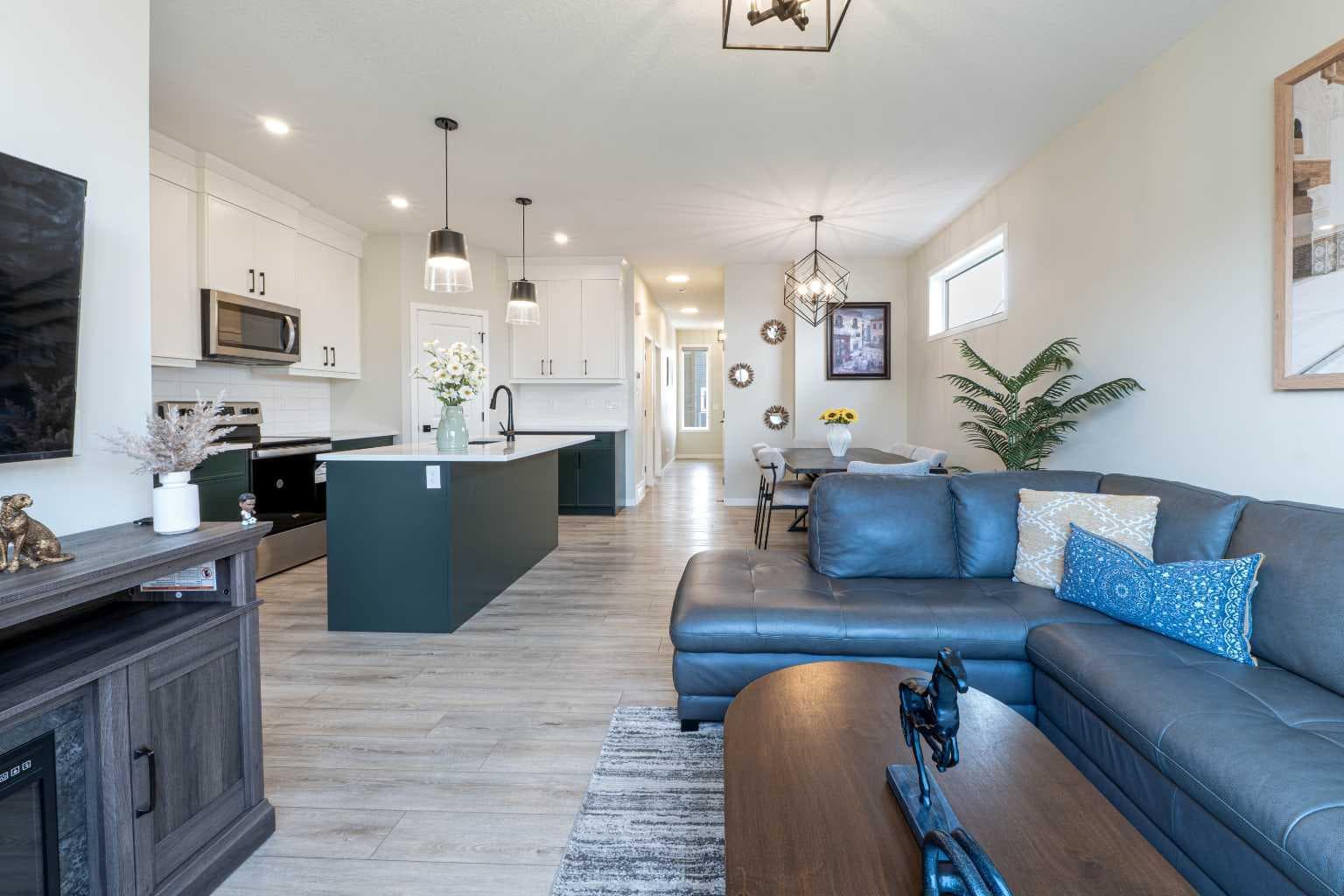 321 Ellen Park 