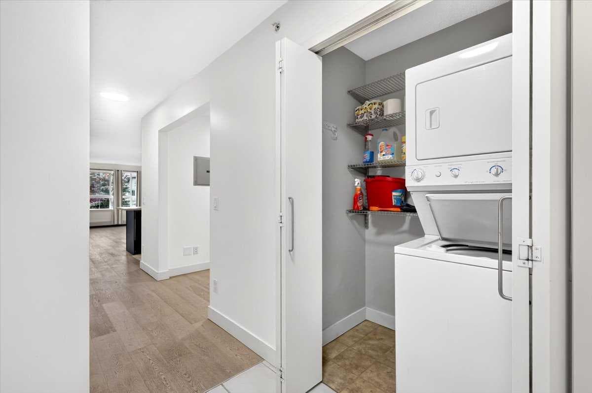 421, 35 Richard Court SW