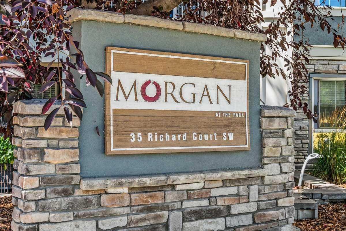 421, 35 Richard Court SW