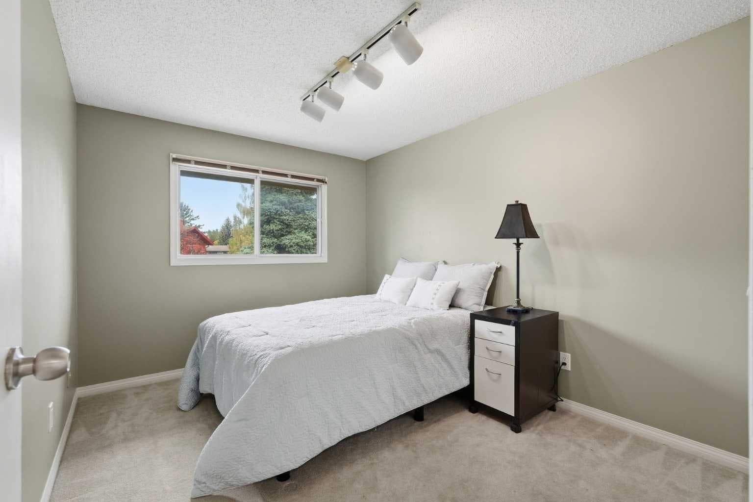 11 Edgemont Rise NW