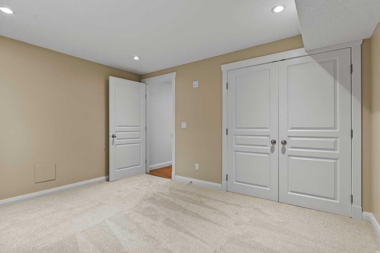 48 Butler Crescent NW