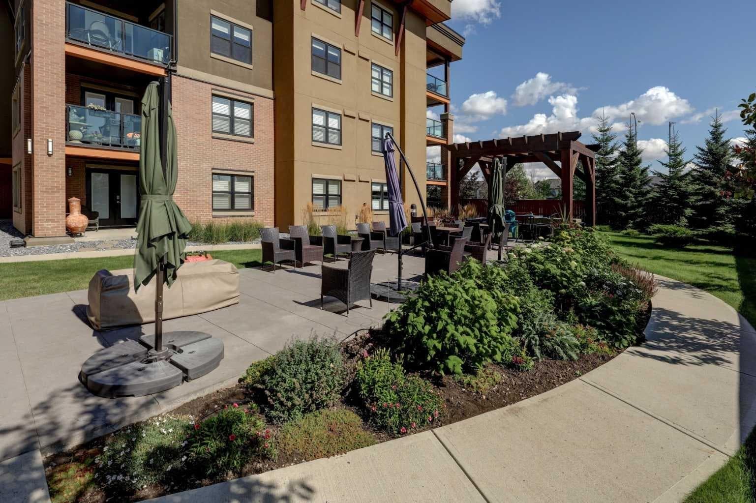 2207, 10 Market Boulevard SE