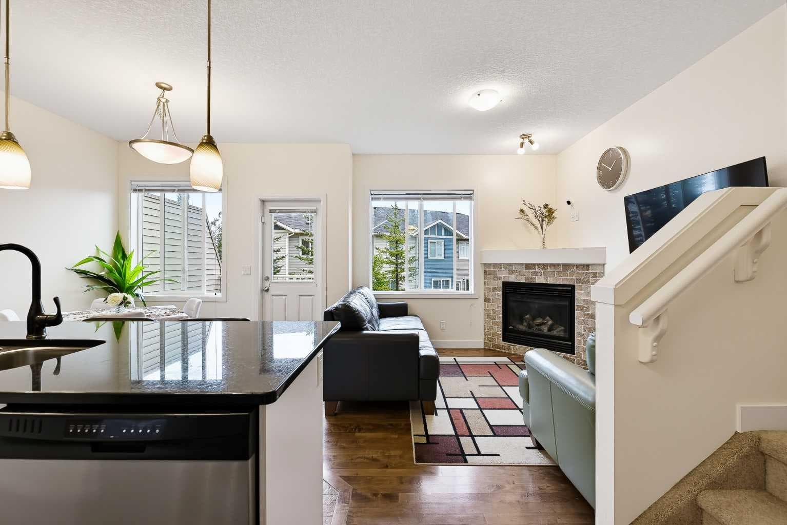 43 Sage Hill Common NW