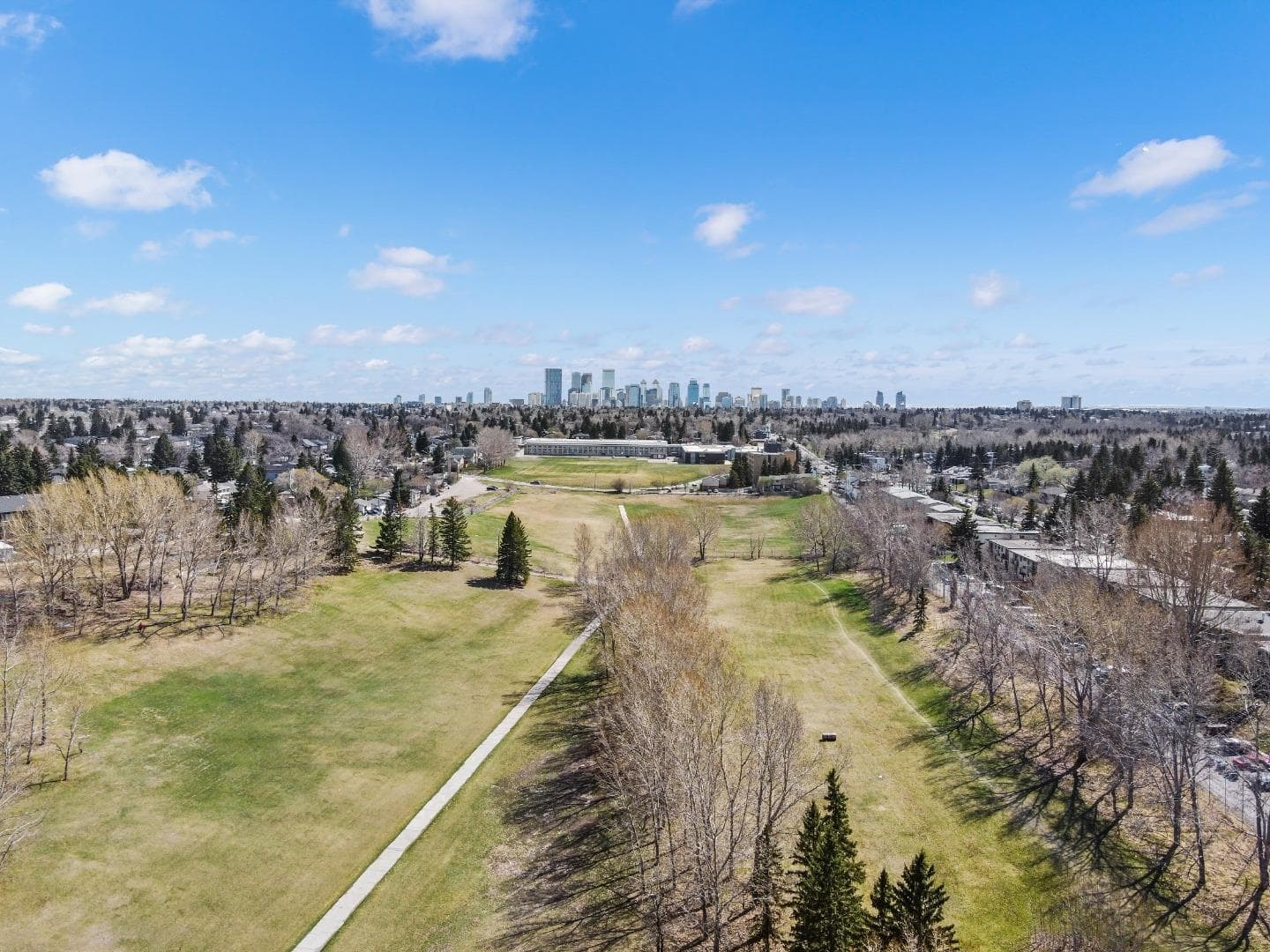 224 Hendon Drive NW