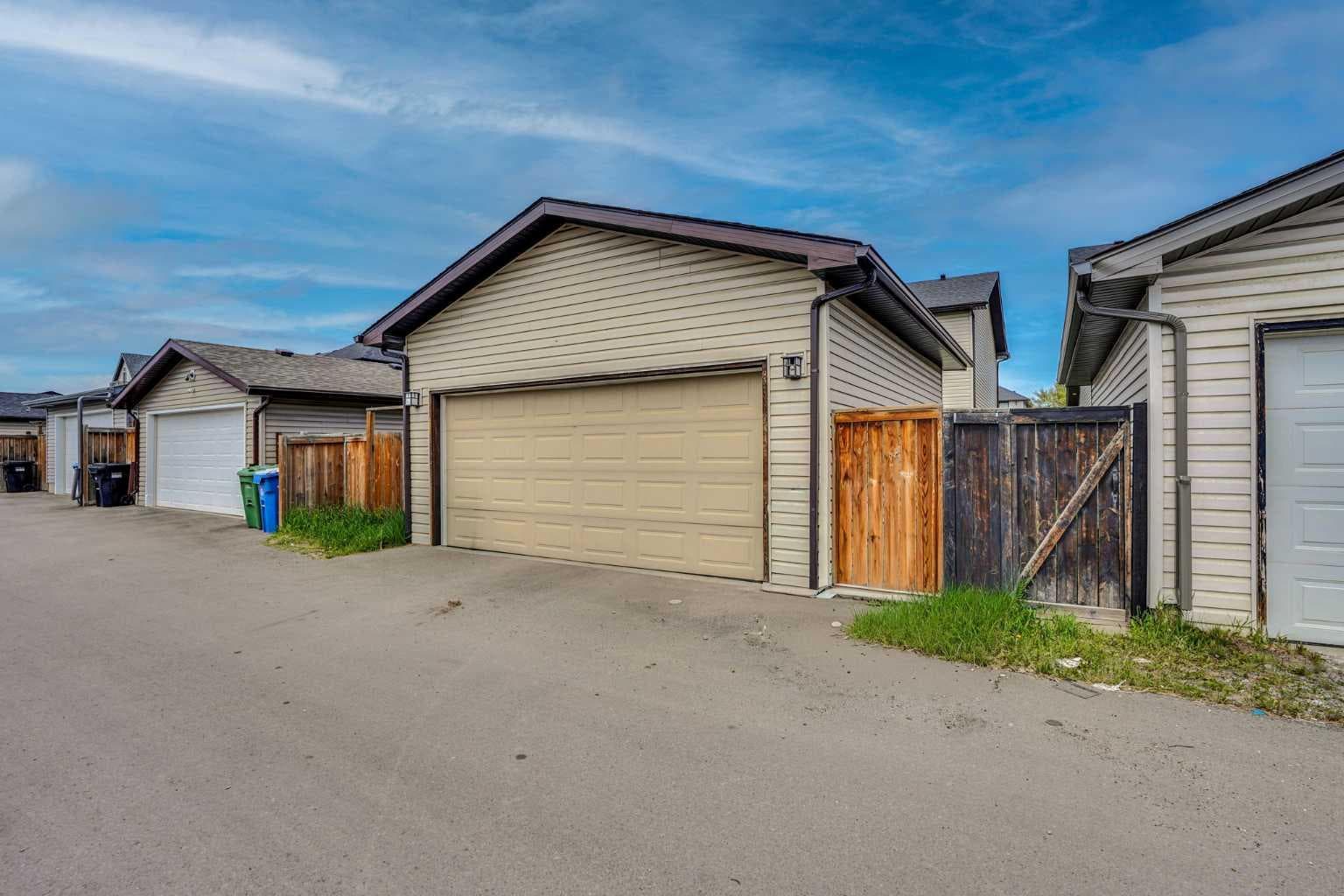 173 Skyview Springs Crescent NE