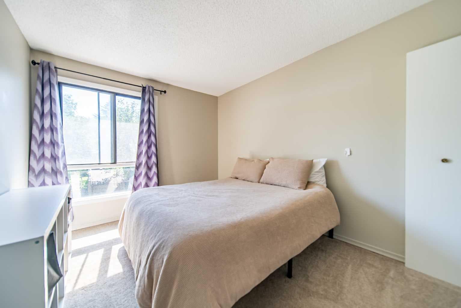 22 Point Mckay Court NW