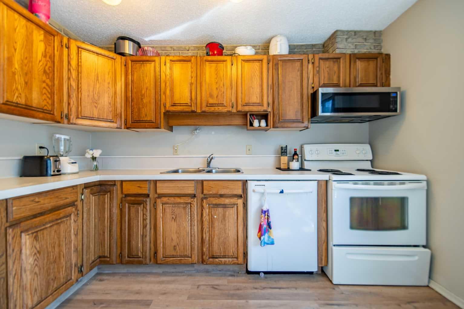 22 Point Mckay Court NW