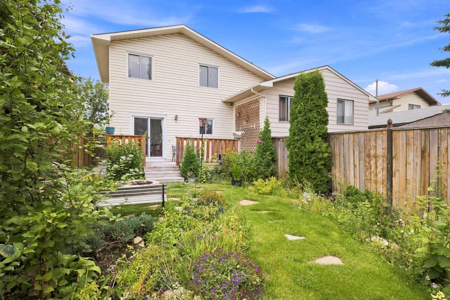 30 Bermuda Drive NW
