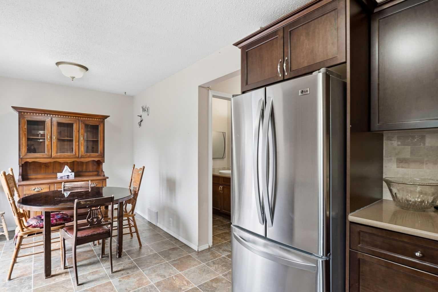 30 Bermuda Drive NW