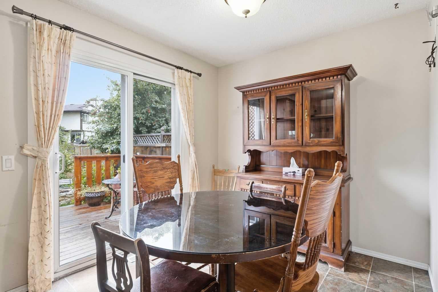 30 Bermuda Drive NW