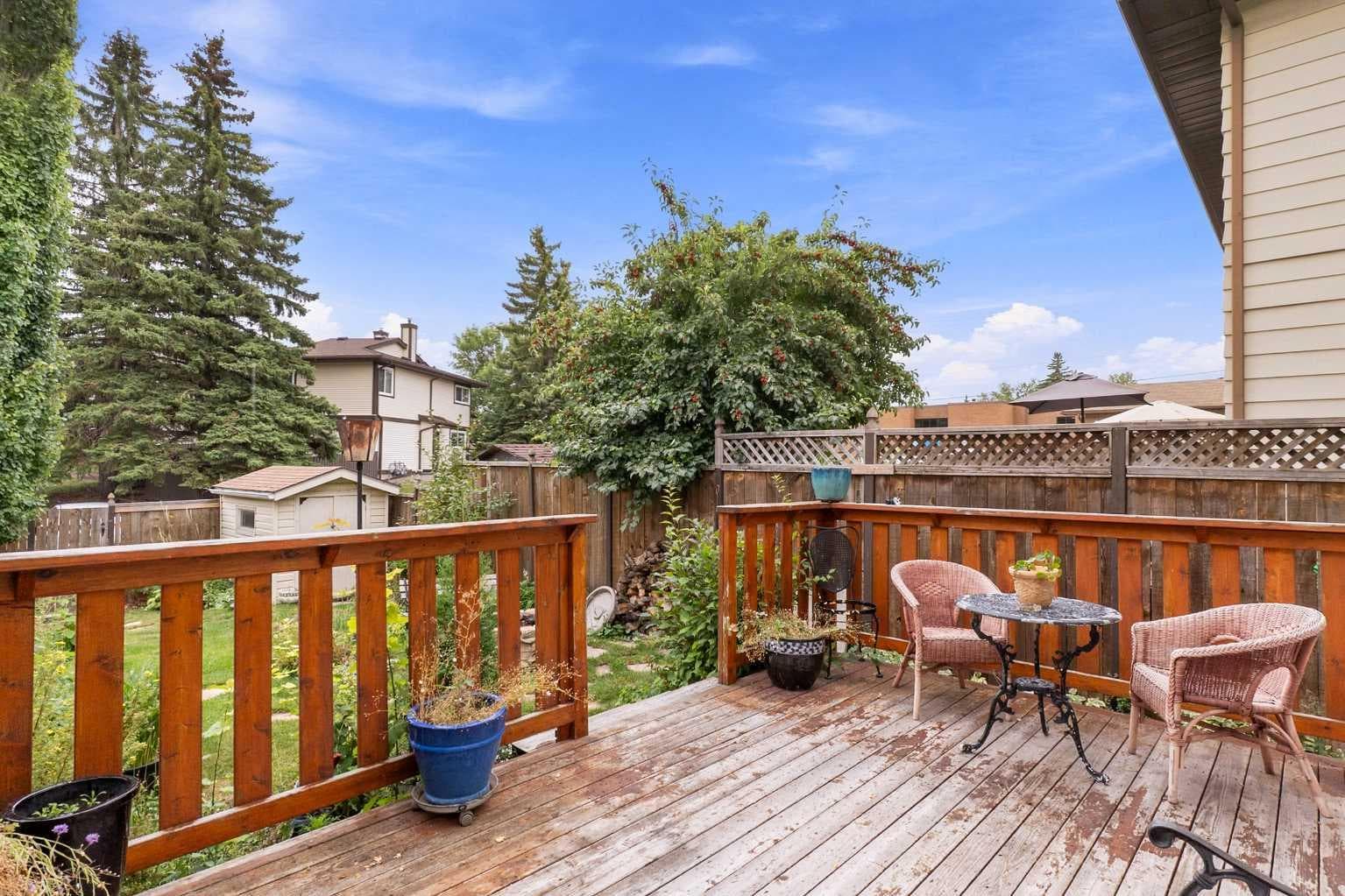 30 Bermuda Drive NW