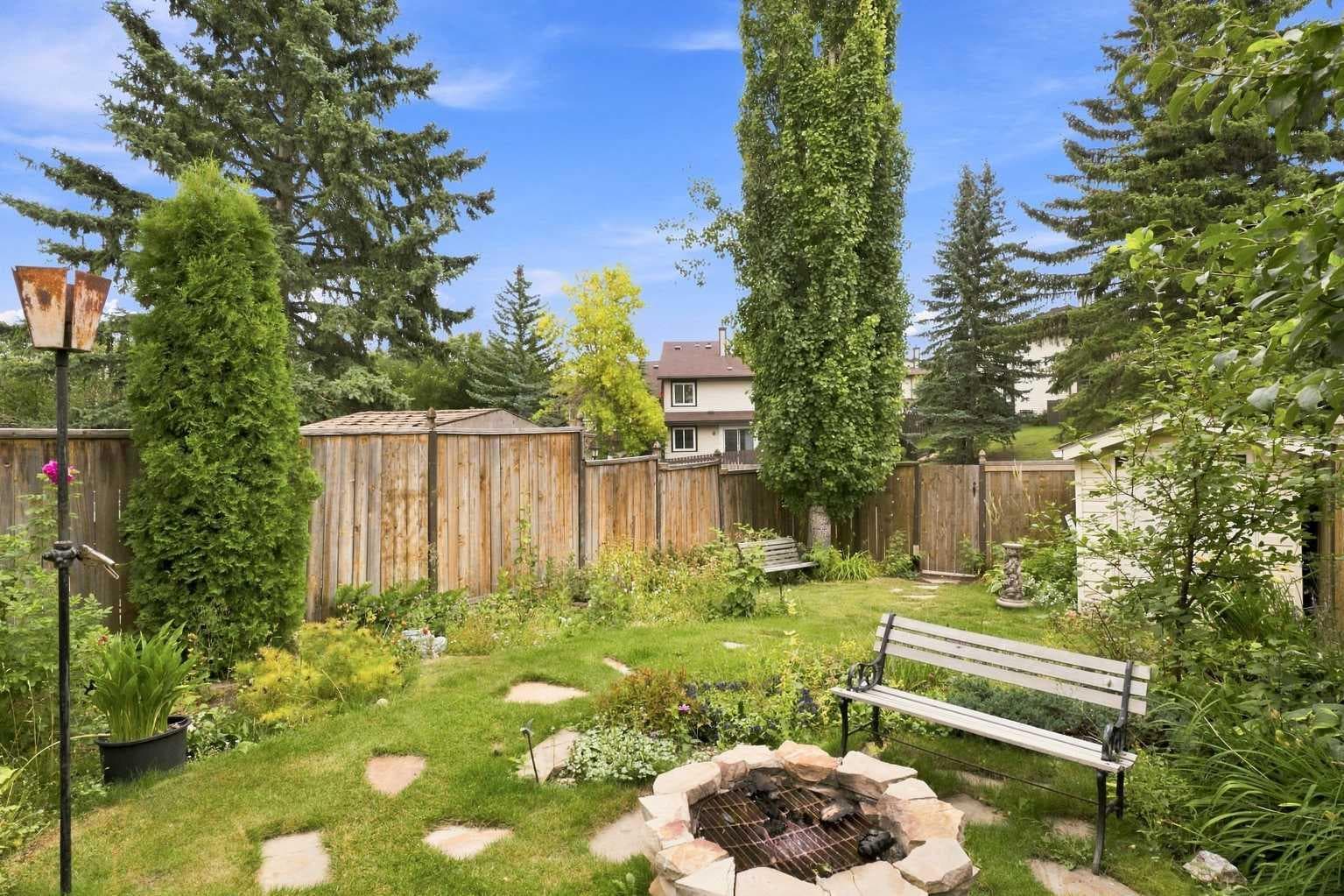 30 Bermuda Drive NW
