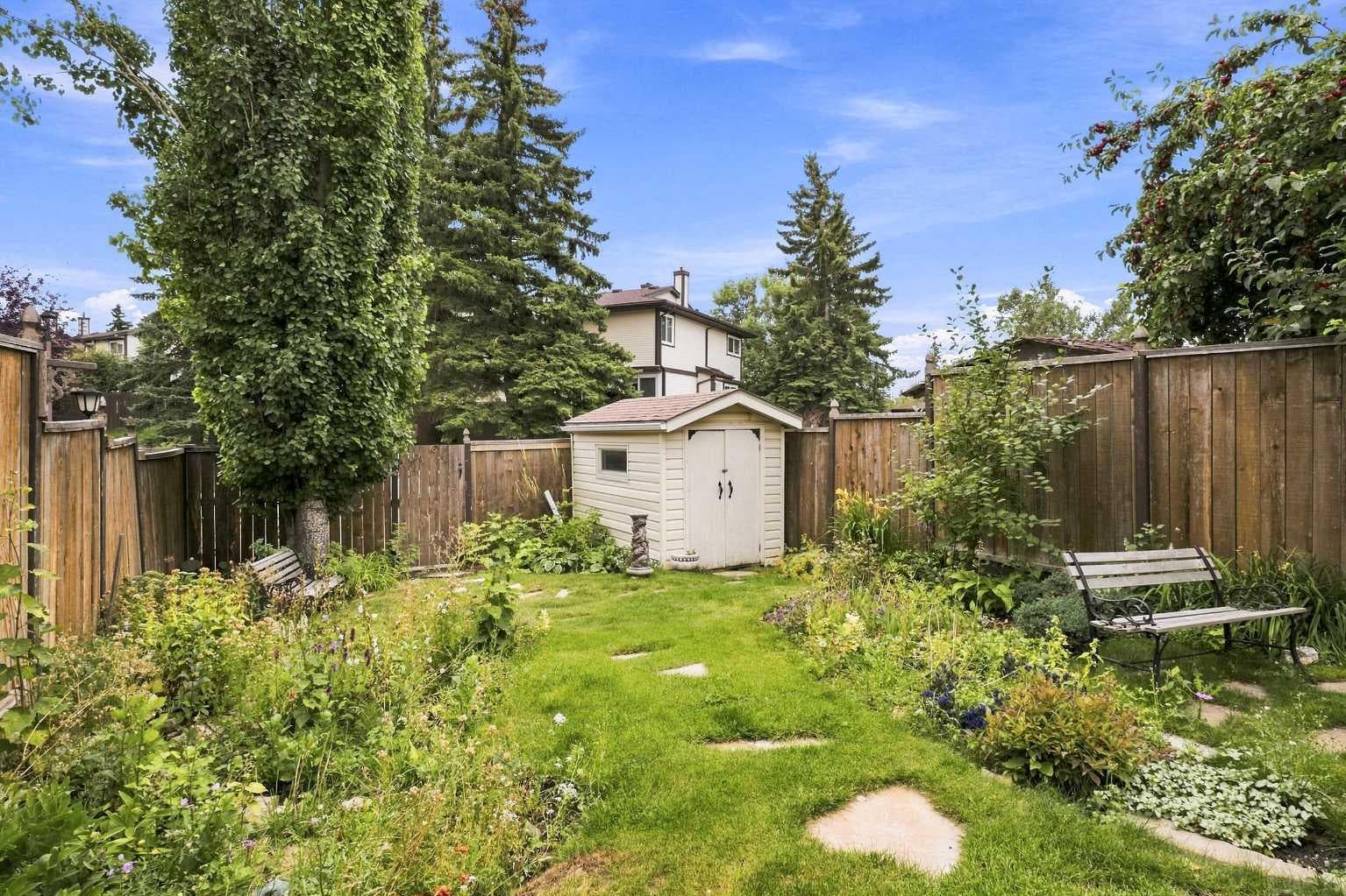 30 Bermuda Drive NW