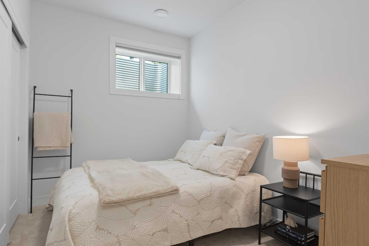 3105 Kildare Crescent SW