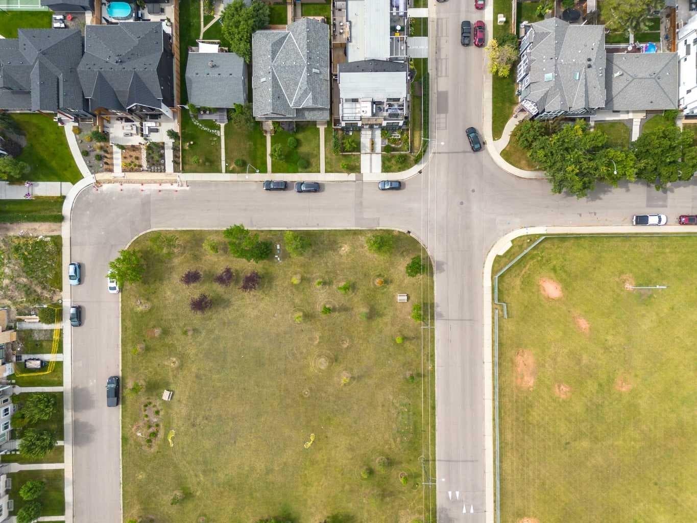 3105 Kildare Crescent SW