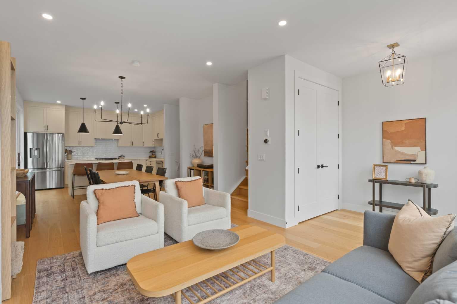 3105 Kildare Crescent SW