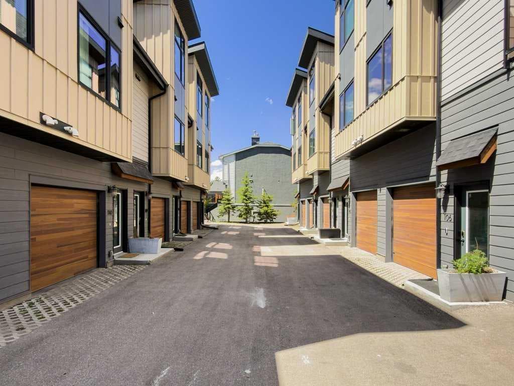 104, 1106 Bow valley Trail 