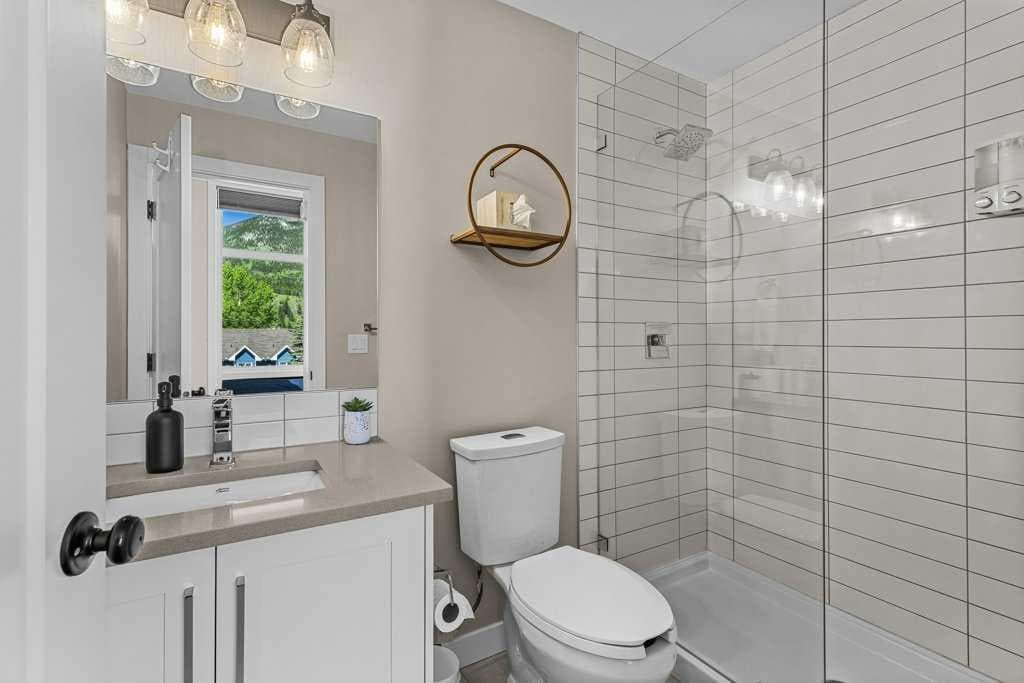 104, 1106 Bow valley Trail 