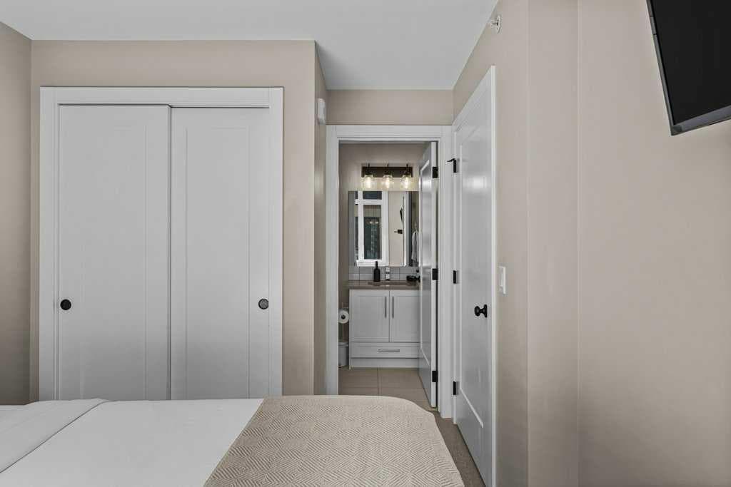 104, 1106 Bow valley Trail 