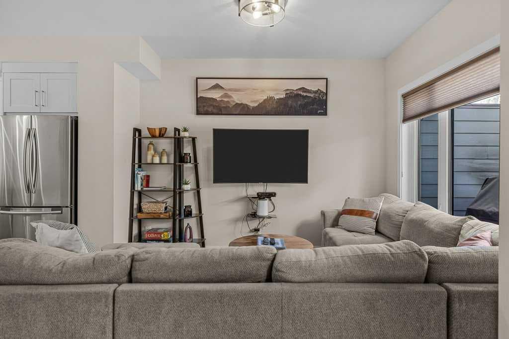 104, 1106 Bow valley Trail 