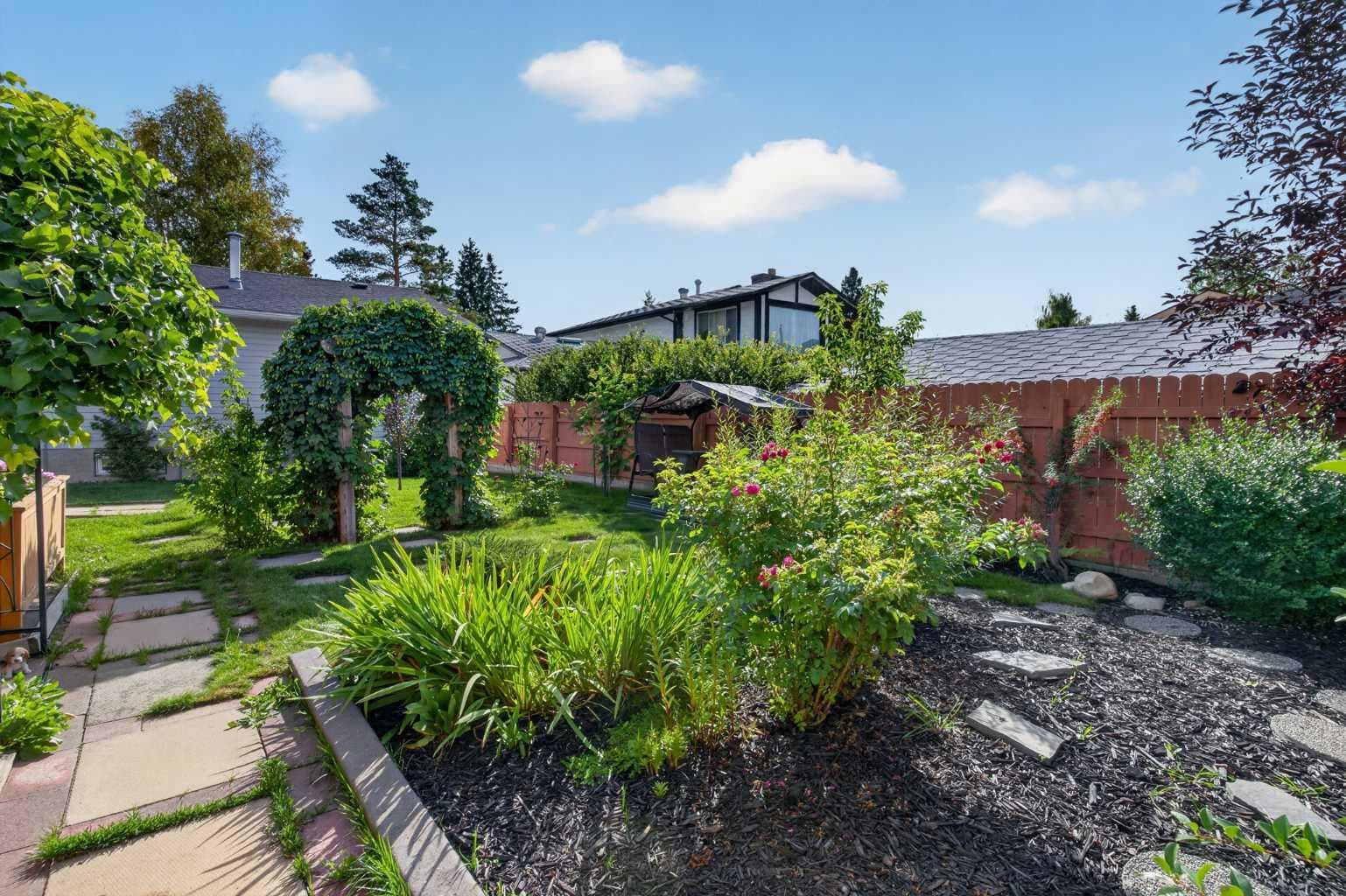 187 Silver Brook Road NW