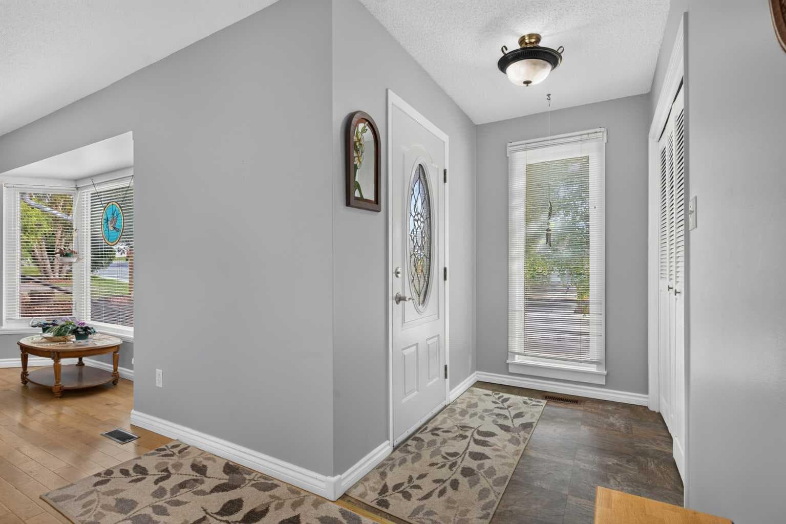 187 Silver Brook Road NW