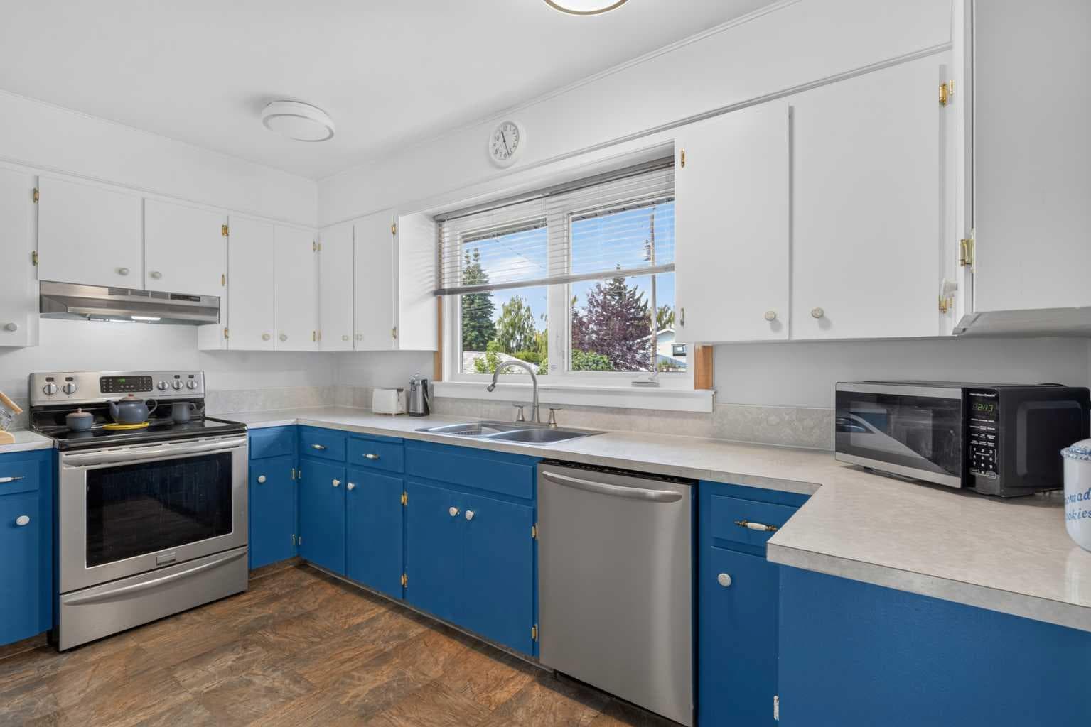 187 Silver Brook Road NW
