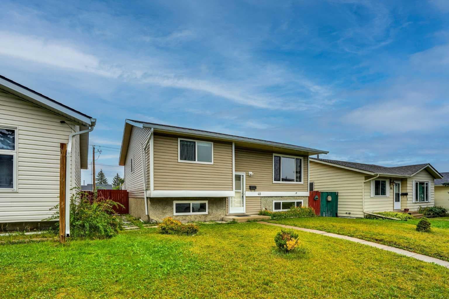 48 Falton Rise NE